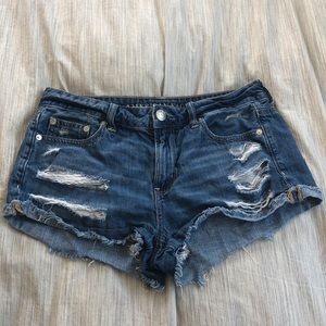 AMERICAN EAGLE distressed jean shorts